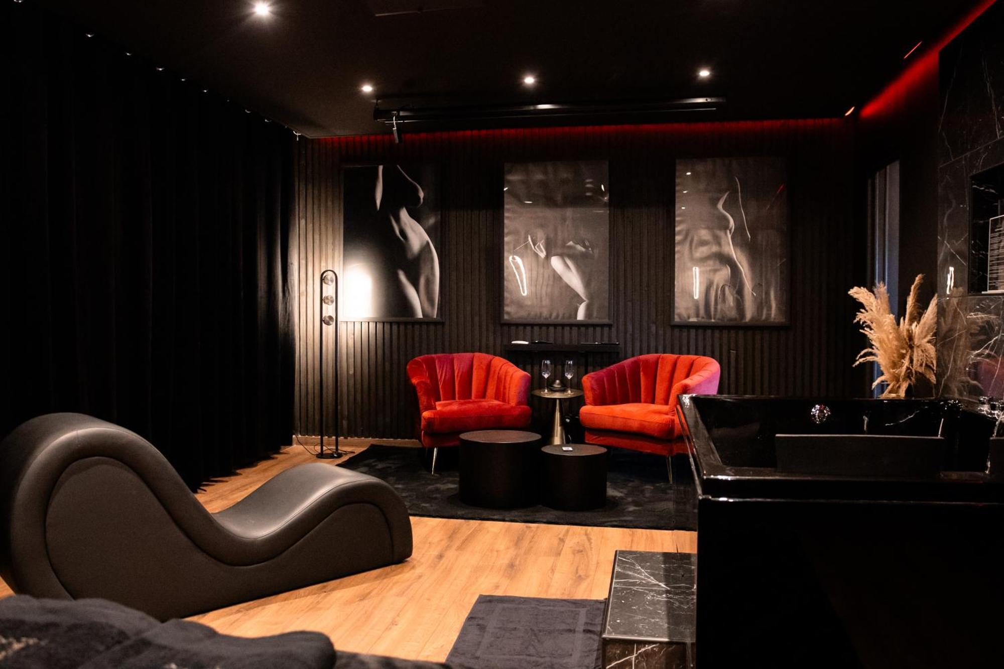 Blackroom Suite De Luxe 50 Nuances De Grey Le Havre Exterior foto